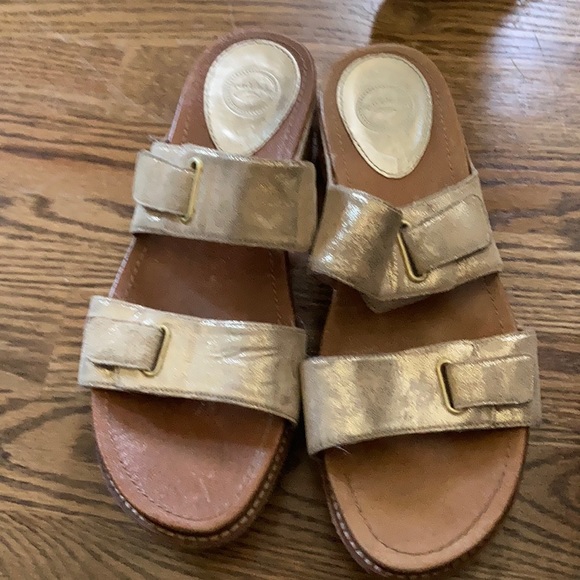 Nuture Metallic Gold Sandals size 10 - Picture 7 of 7
